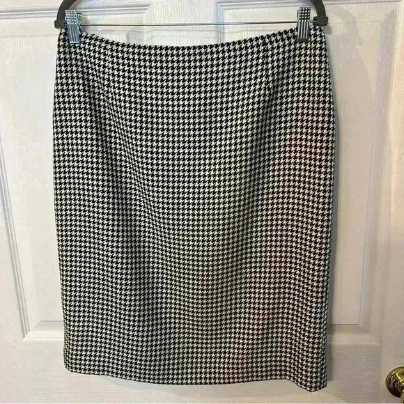 Isabella DeMarco Black and White Houndstooth Pencil Skirt Size 10 Academia GUC - Picture 1 of 5